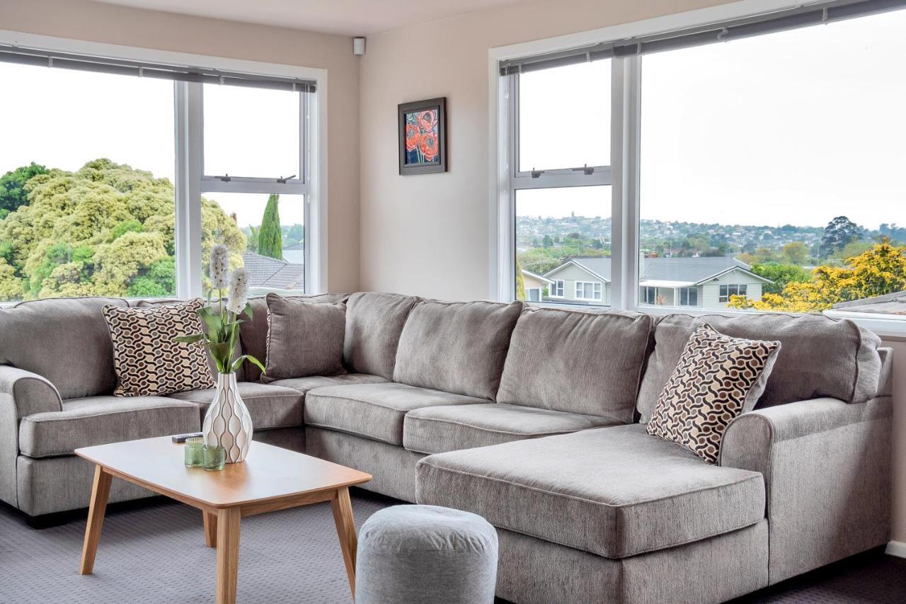 Fabulous Three Bedroom Home In Pakuranga Auckland Ngoại thất bức ảnh
