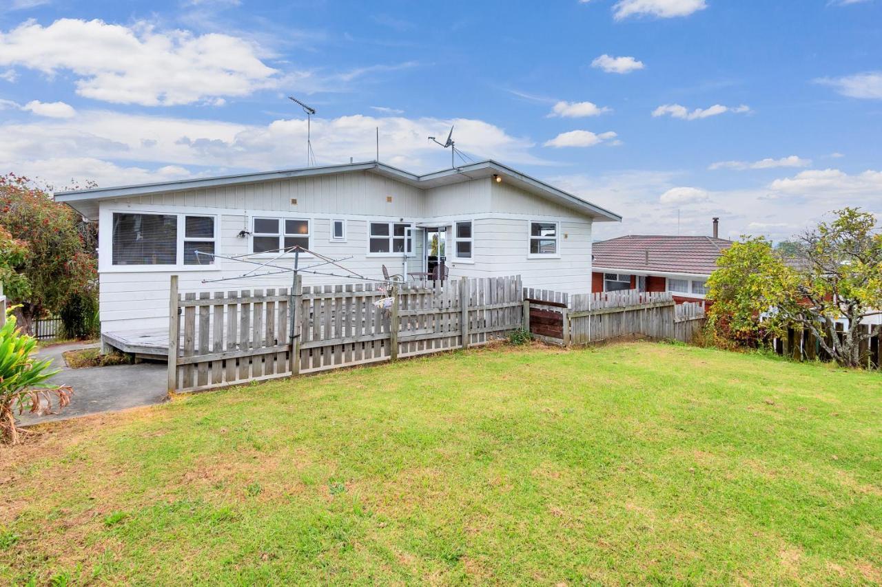 Fabulous Three Bedroom Home In Pakuranga Auckland Ngoại thất bức ảnh